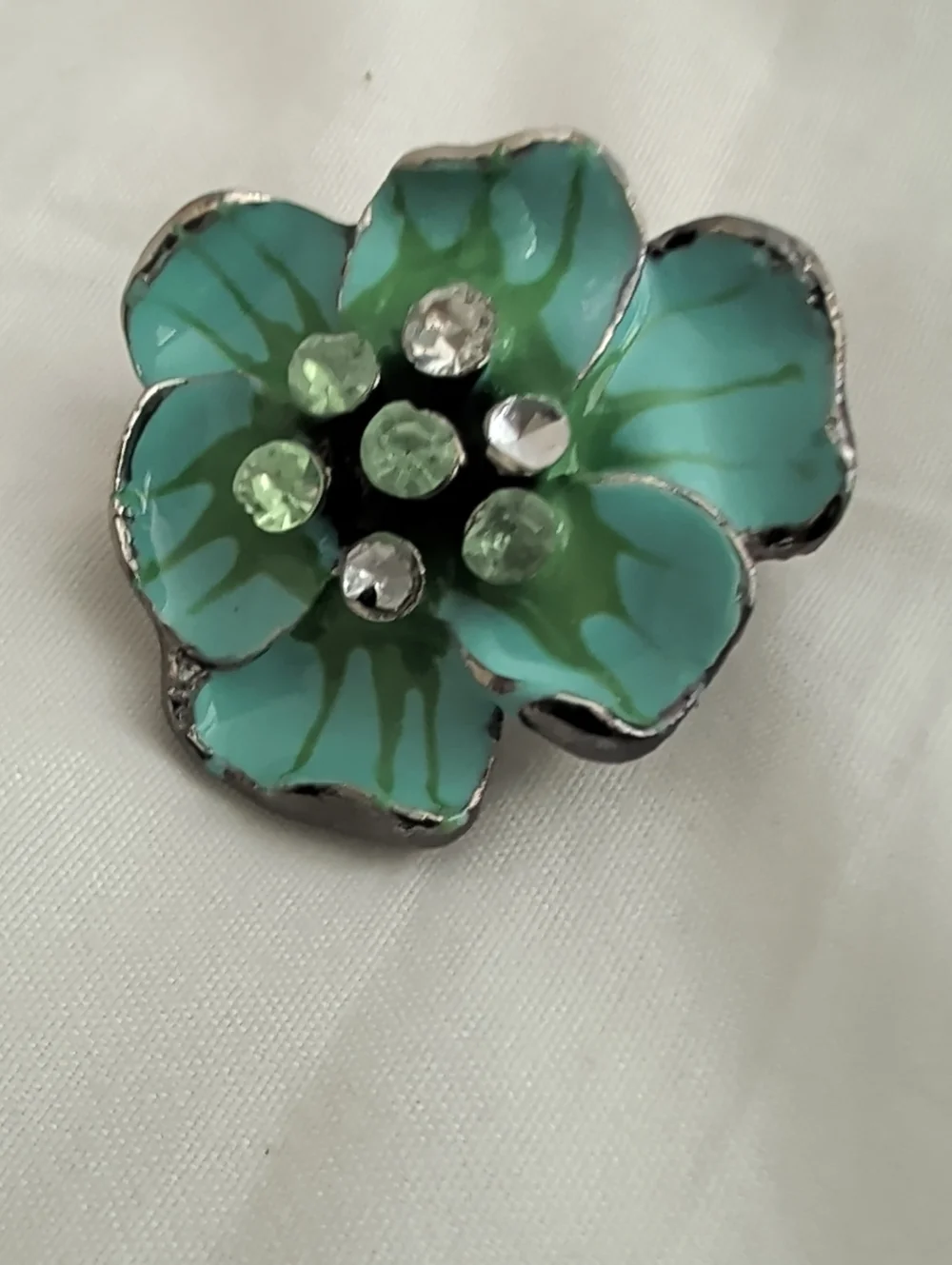 Elegant Vintage Mint Green Enamel Floral Brooch w/Light Green Crystal Centers